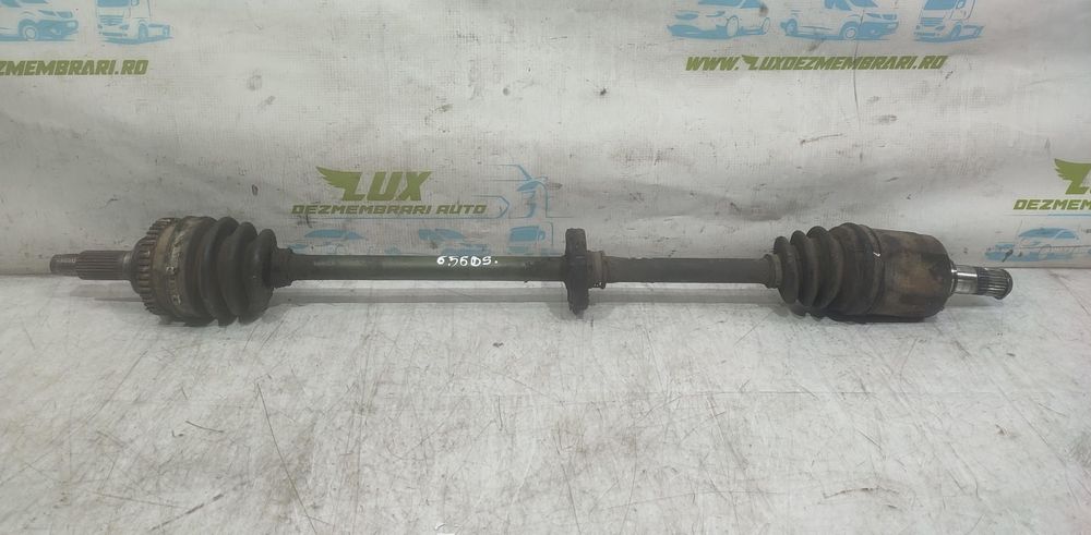 Planetara dreapta spate Kia Carens 2 (2002 - 2006) 2.0 crdi D4EA