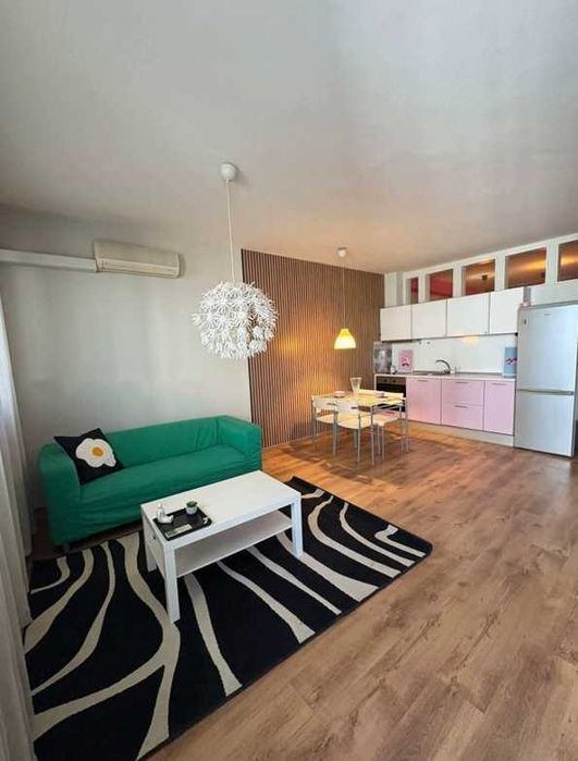 Дава се под наем Двустаен апартамент в София, Младост 3 - 80 кв.м за 698.19 € - Снимка #1