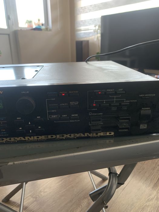 Roland Super JV-1080