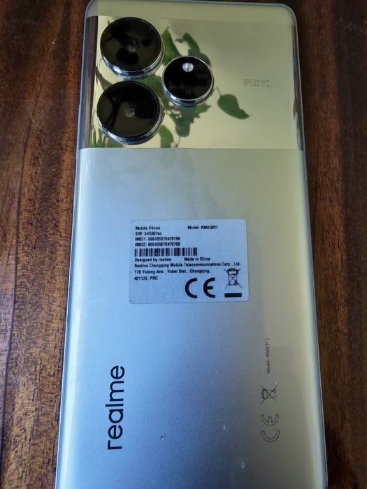 Realme GT 6 16/512