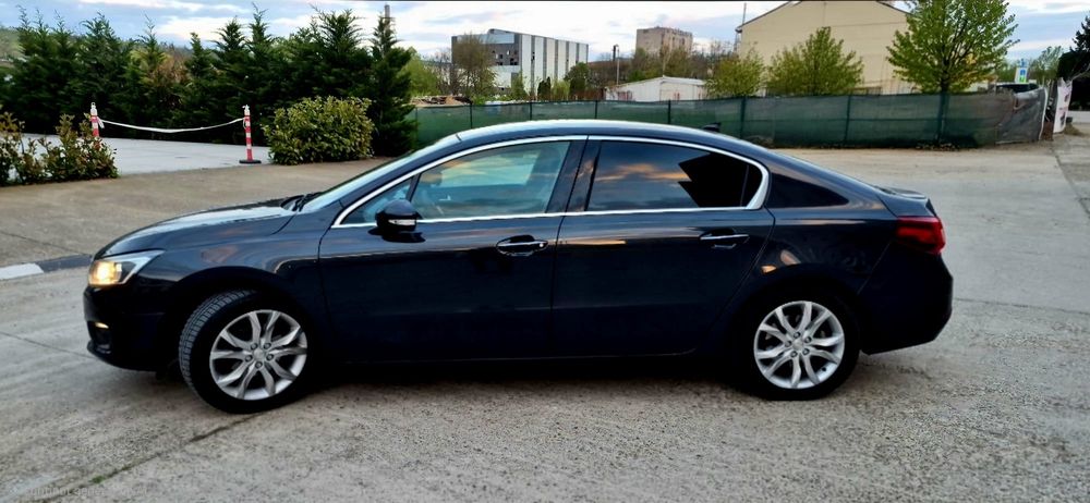 Schimb sau Vând Peugeot Facelift