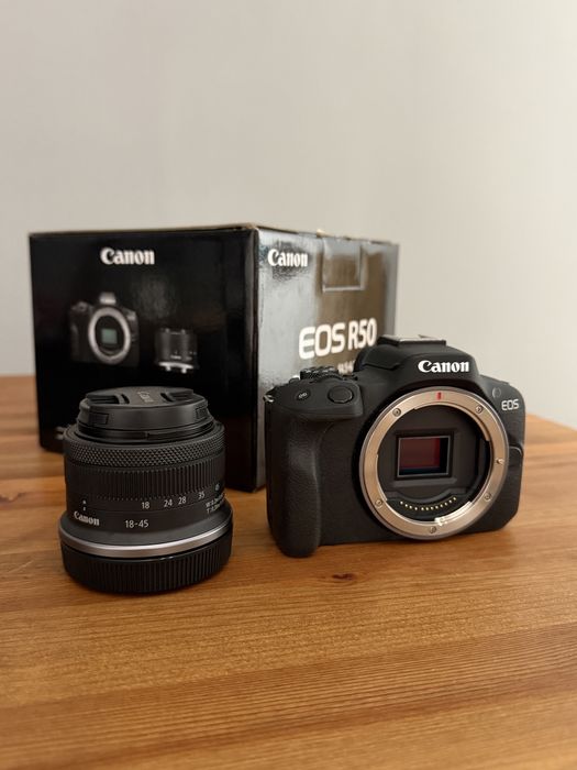 Canon R50 18-55mm