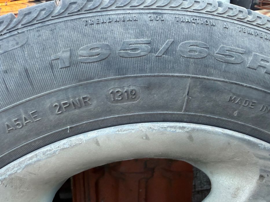 Джанти с гуми 195/65 R15