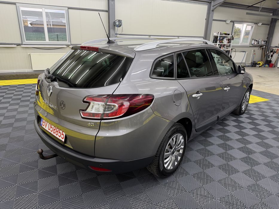 RENAULT Megane 2012 — imagine 2