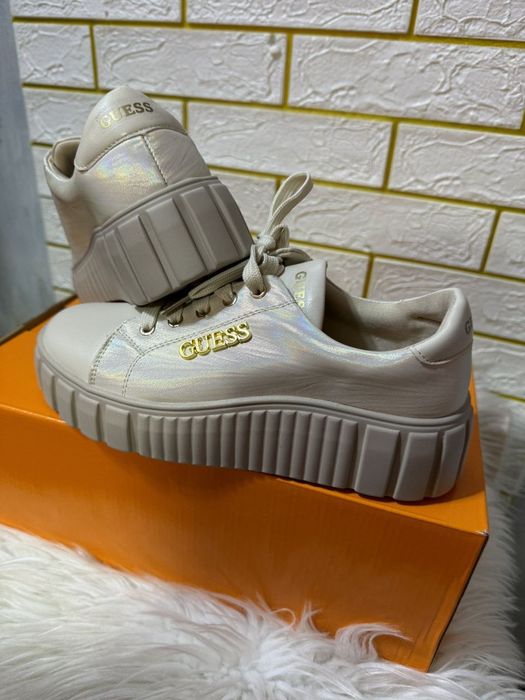 Model nou adidași dama