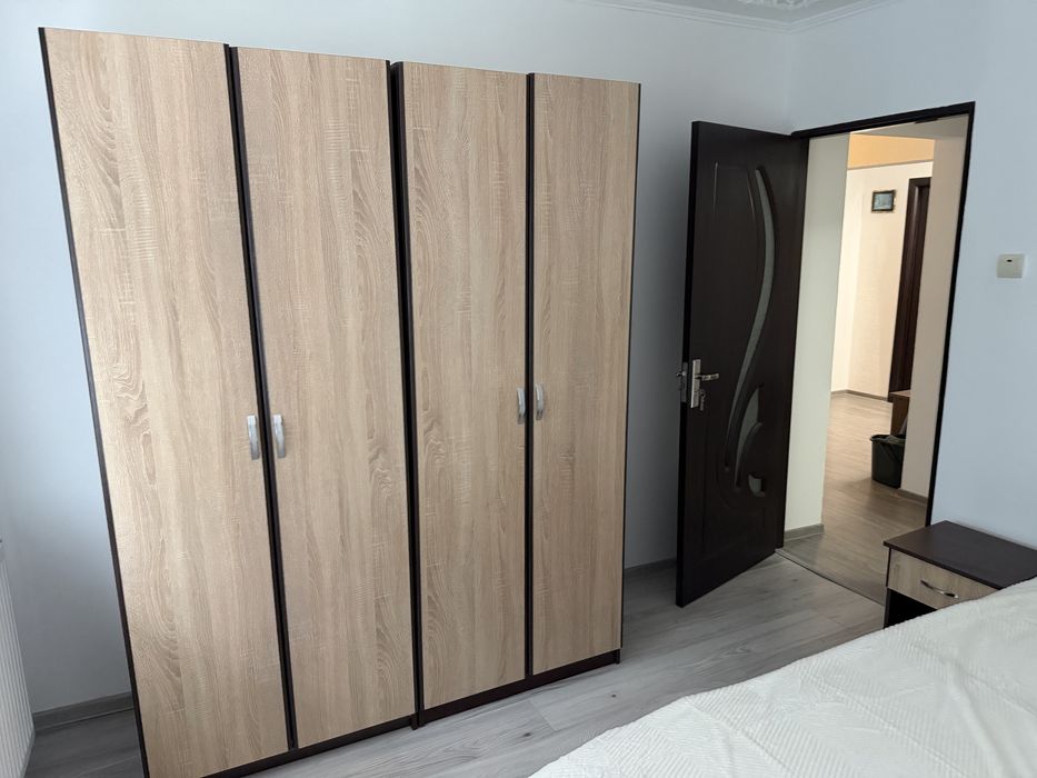 Apartament 3 camere de inchiriat