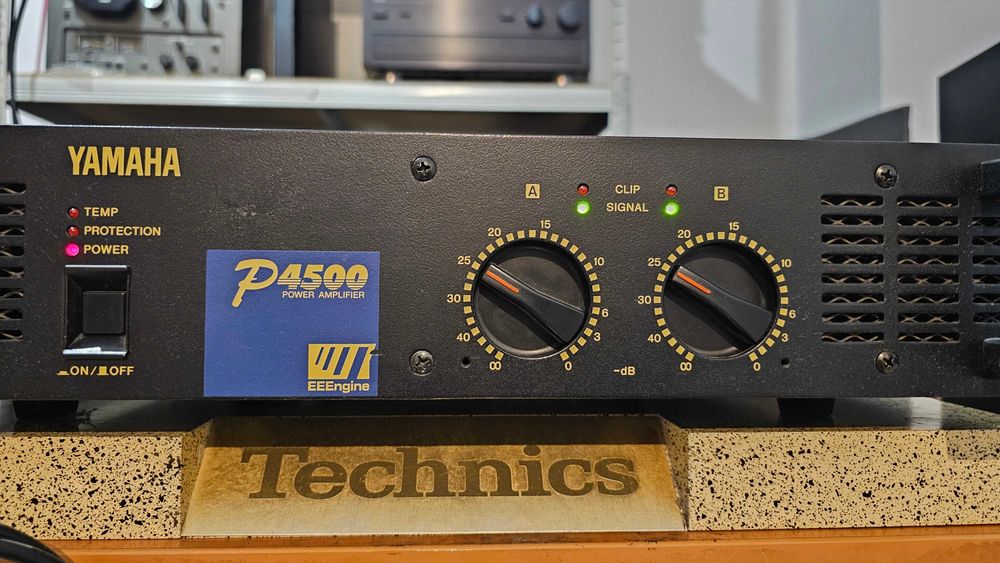 Amplificator Yamaha P4500 (Profesional) 2 x 460W/8 Ohmi