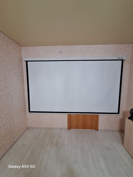 Проектор Umio U8 Pro + экран