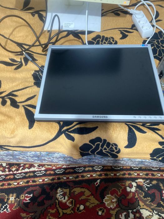 Monitor+calculator monitor Samsung calculator lenovo