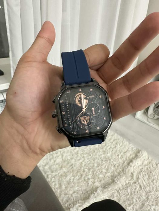 Продам часы качественные