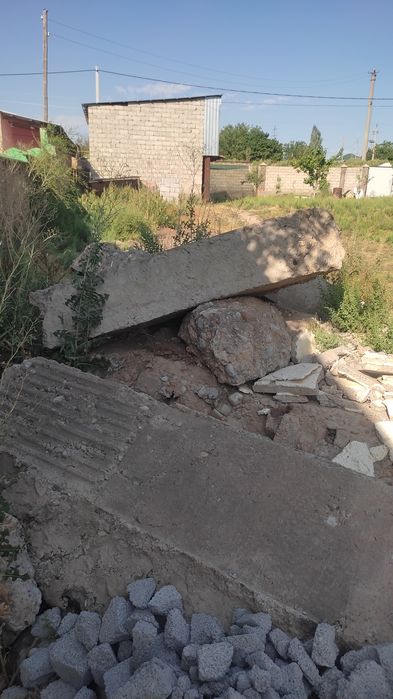 Строй материалы  блужник фундамент.