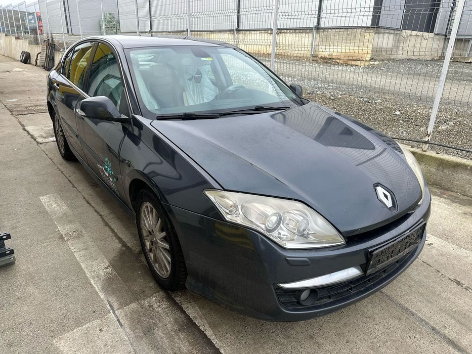 Dezmembrez / Dezmembrari / Piese / Accesorii Renault laguna 3 2.0 benzina M4R 2009 gri volan stanga