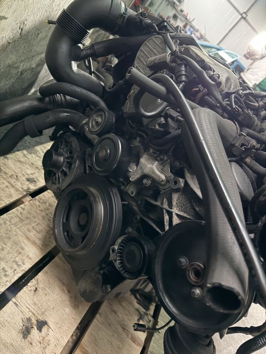 Двигател Mercedes OM611 2.2 CDI