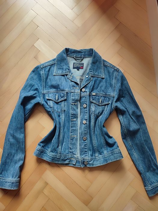 Дамско дънково яке