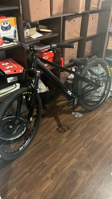 Dirt jumper facut pe piese