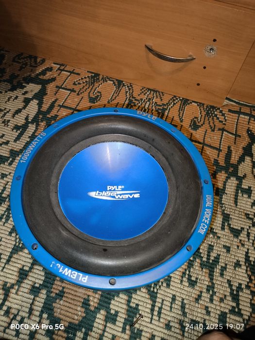 Vând Subwoofer 1000W