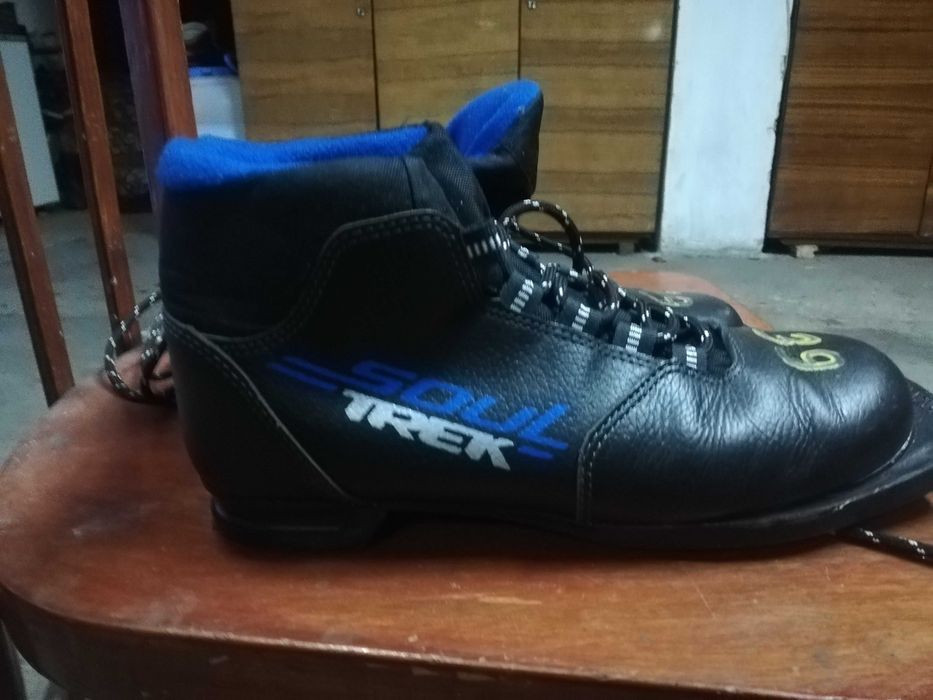 Коньки для катания лыжные ботинки