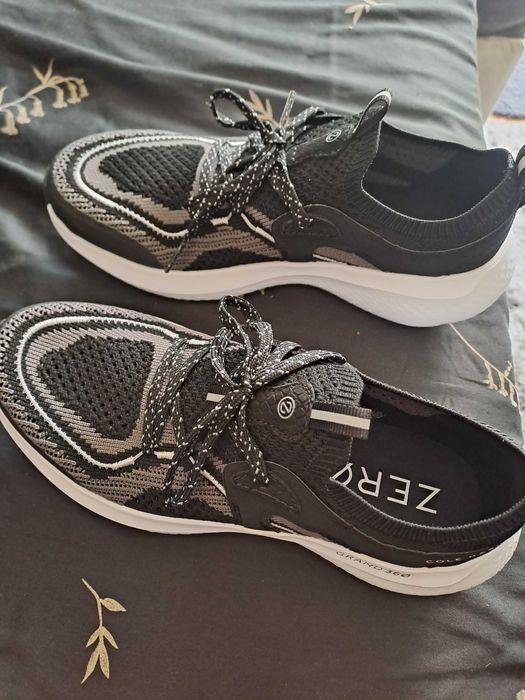 Продавам  оригинални маратонки  на Cole Haan-нови