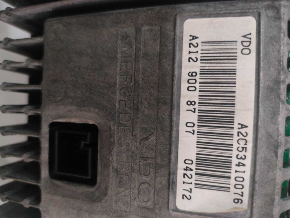 Дисплей Мерцедес W212 E class