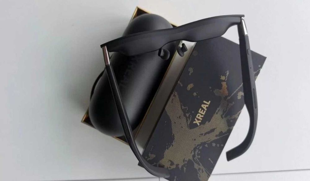 Очки Xreal One Pro