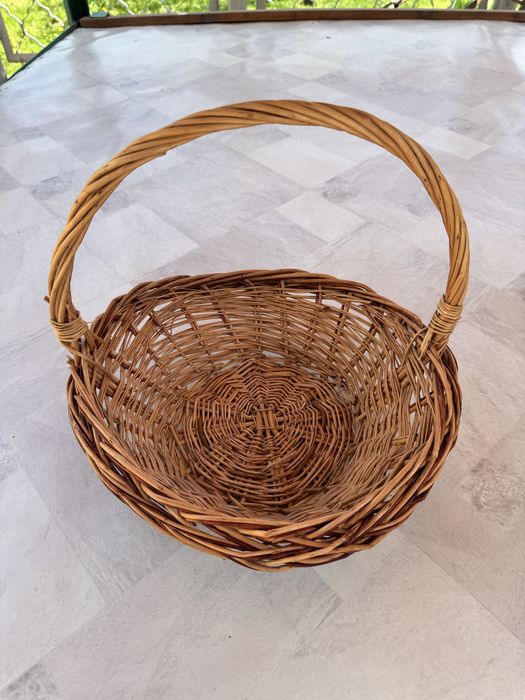 Корзинки плетеные