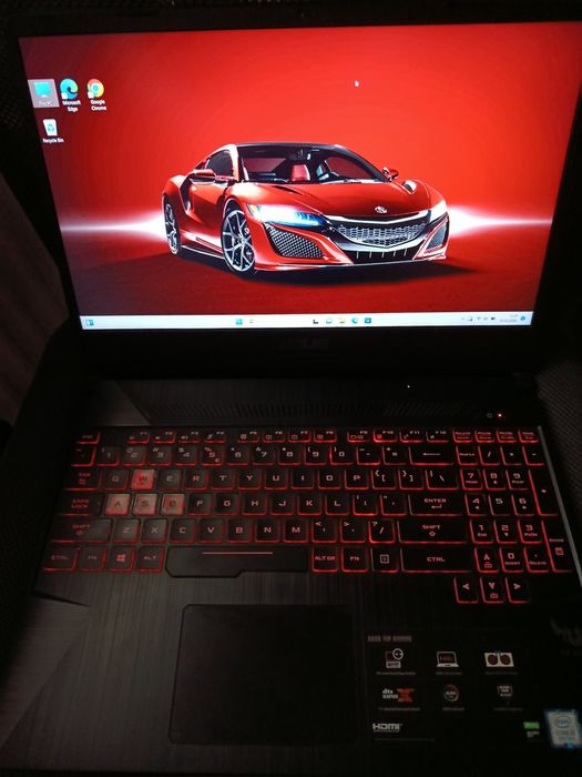 Laptop GTX 1650  i5 9300H cu RAM 16GB DISPLAY 144 HZ  SSD 500GB