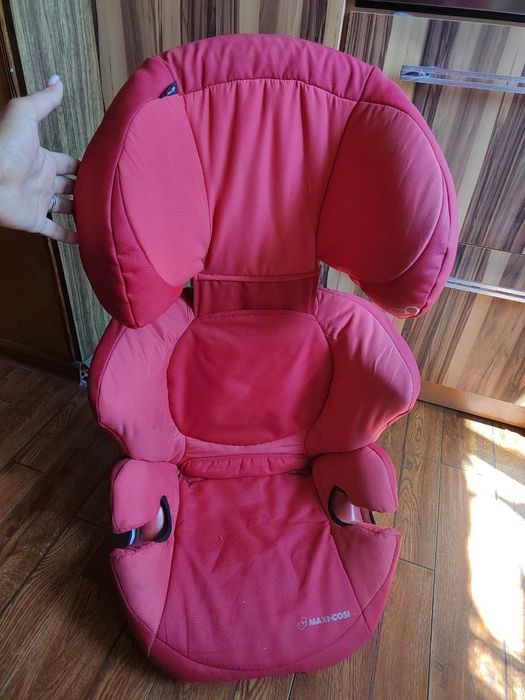 Детское автокресло.
