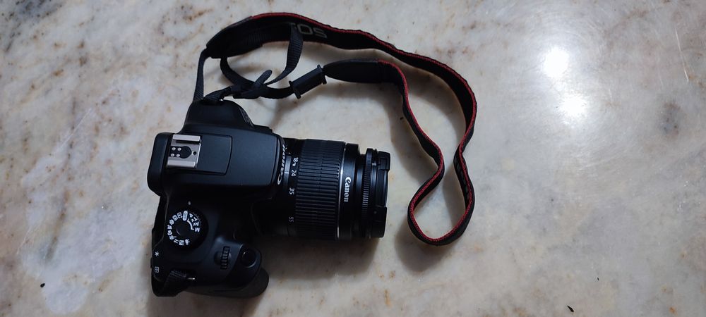 Фотоапарат Canon EOS 4000D