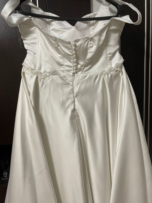 Rochie de mireasa clasica marimea 42-48