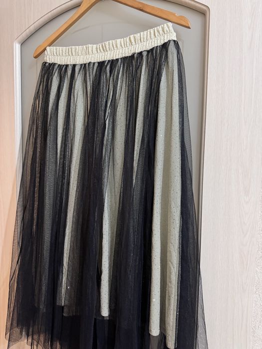 Двойка с блестящими стразами