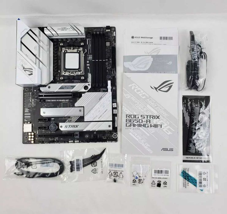 Дънна платка ASUS ROG Strix B650-A Gaming WiFi AM5