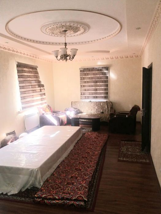 Мирзо Улугбекский район Чингельди угловой дом 2-этажный 6-сотых 8-комн