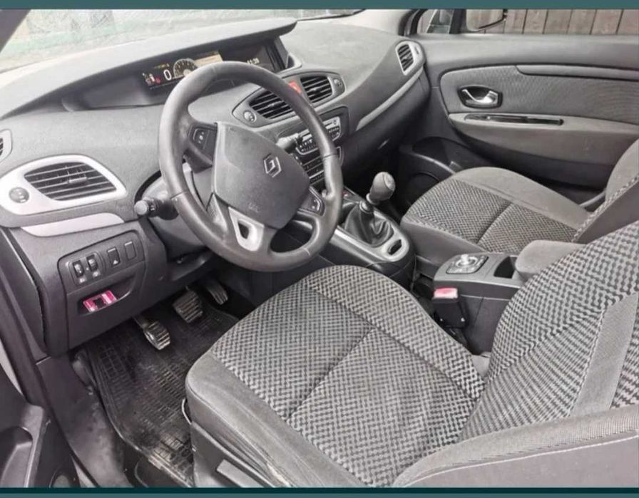 RENAULT 5 2011 — imagine 2