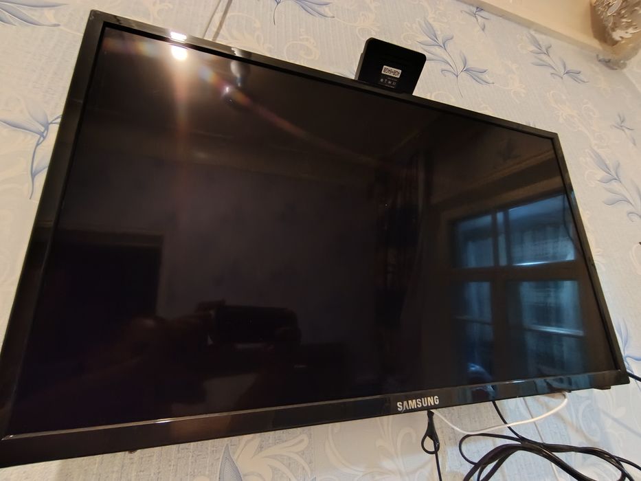 Samsung Tv. Sotiladi