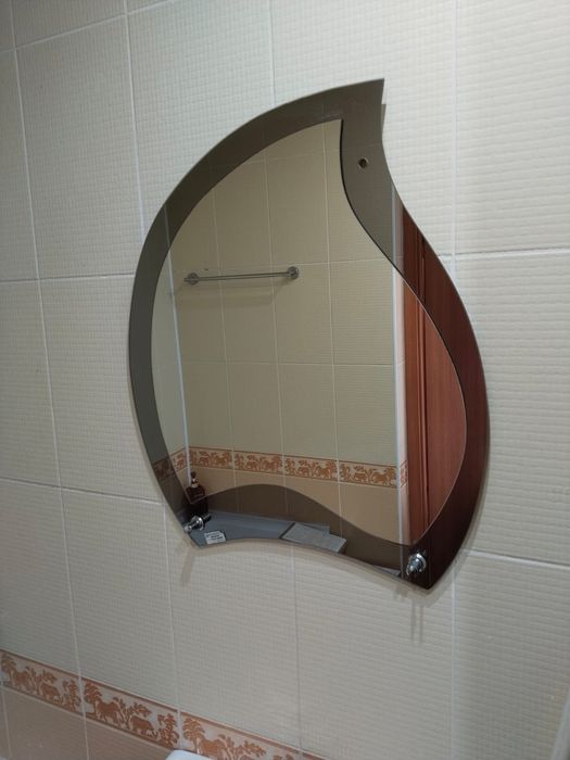 Раковина,пъедестал, зеркало