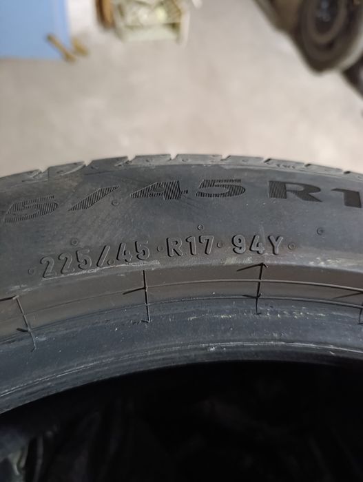 2бр летни гуми 225/45-17 Pirelli