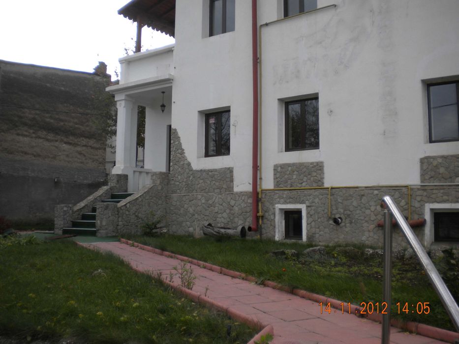 Proprietate centrala cu vizibilitate excelenta