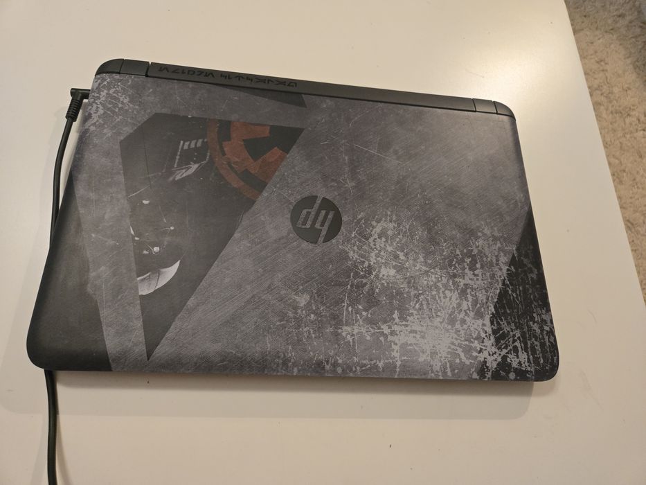 Laptop HP Pavilion 15 Star Wars Edition i3