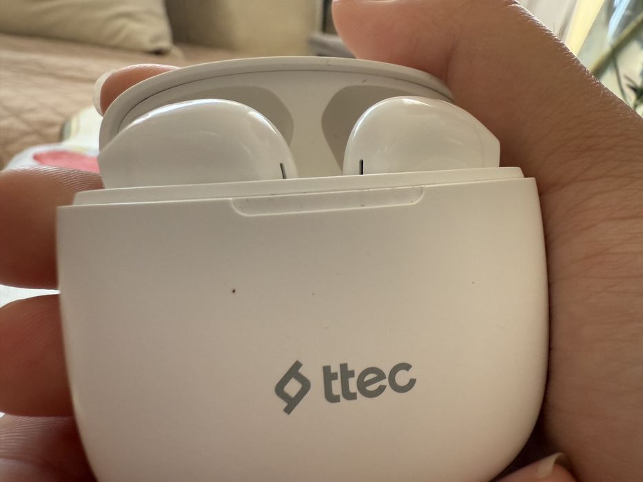 Слушалки чисто нови!