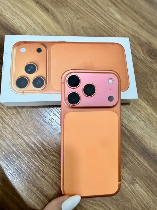 Iphone 17 pro , 256 mb , sim идеальный