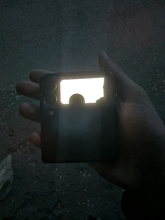 SAMSUNG z flip 3 8/128
