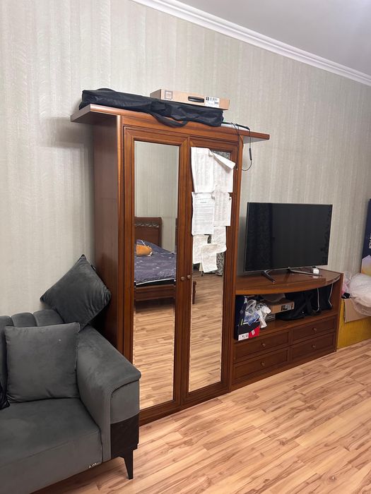 2 итальянских шкафа и 2 комода