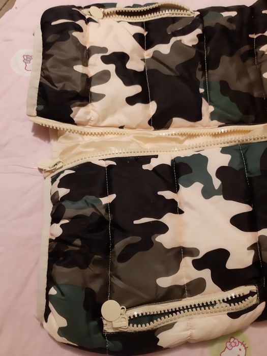 Vesta cu gluga M nou nouta