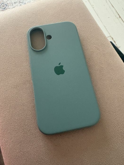 Оригинален калъф за iPhone 16