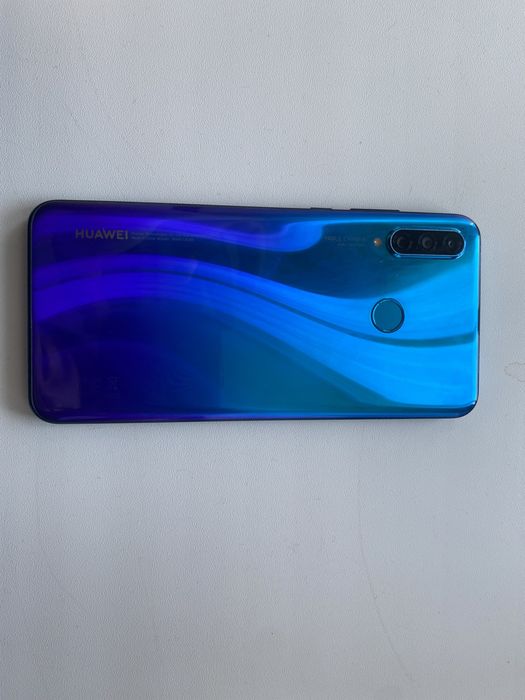 Huawei P30 Lite.