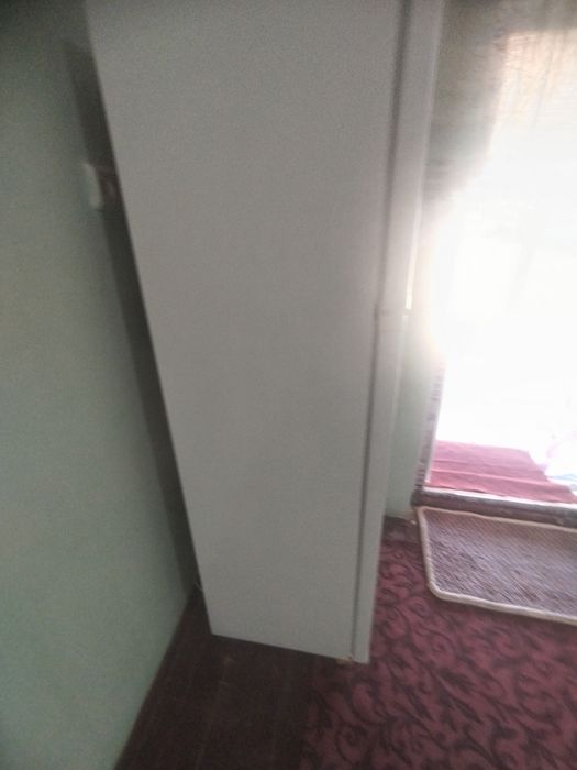 Muzlatkich sotiladi yangi hali ishlatilmagan. NARXI kelishildi.