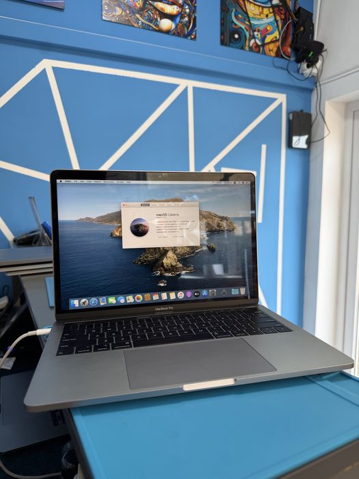 MacBook Pro 13i 2019