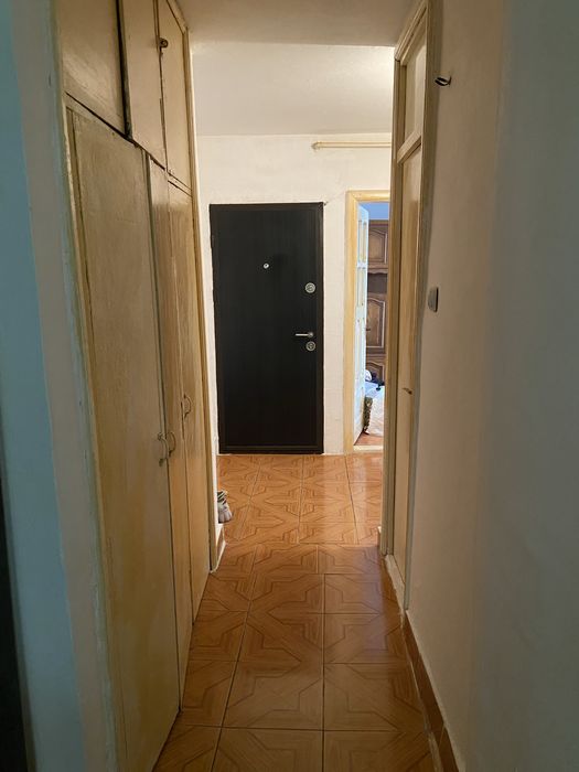 Vand apartament 3 camere
