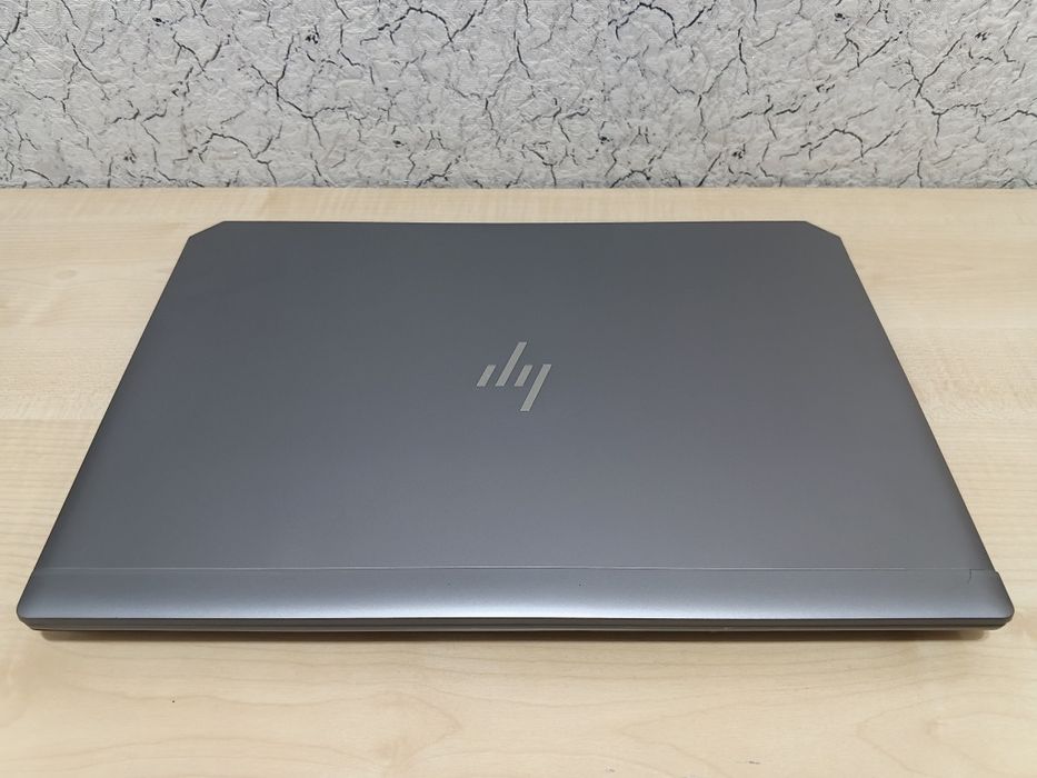 HP ZBook G5 15,6" 4K IPS/Core i7-8850H/16GB/512GB NVMe/QuadroP2000 4GB