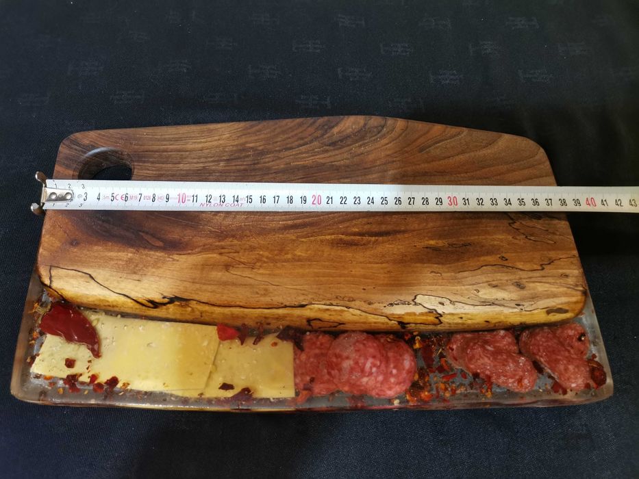 Дъски за сервиране и рязане, епоксидна смола и дърво